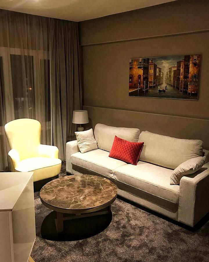 Lumiere Des Etoile Hotel Кувейт Екстериор снимка