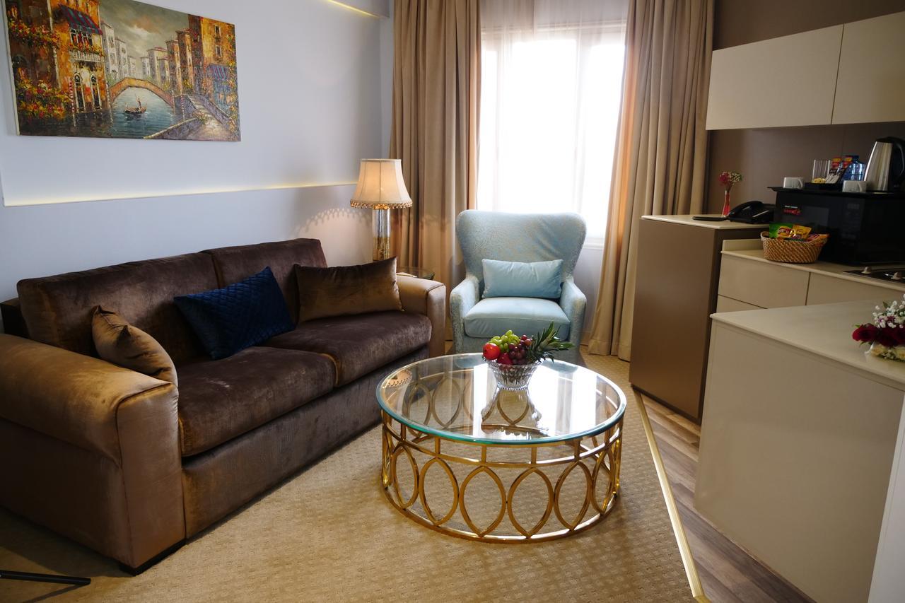 Lumiere Des Etoile Hotel Кувейт Екстериор снимка