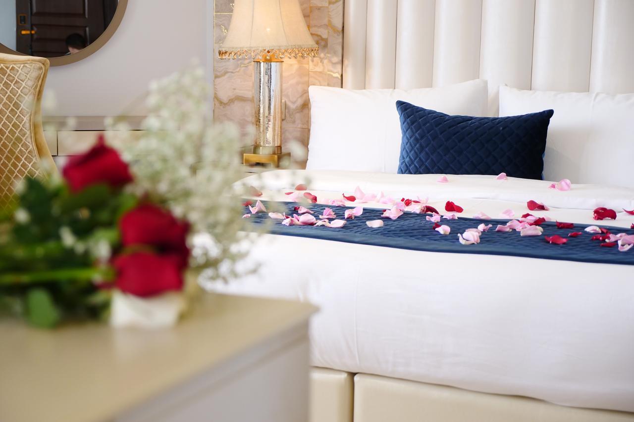 Lumiere Des Etoile Hotel Кувейт Екстериор снимка