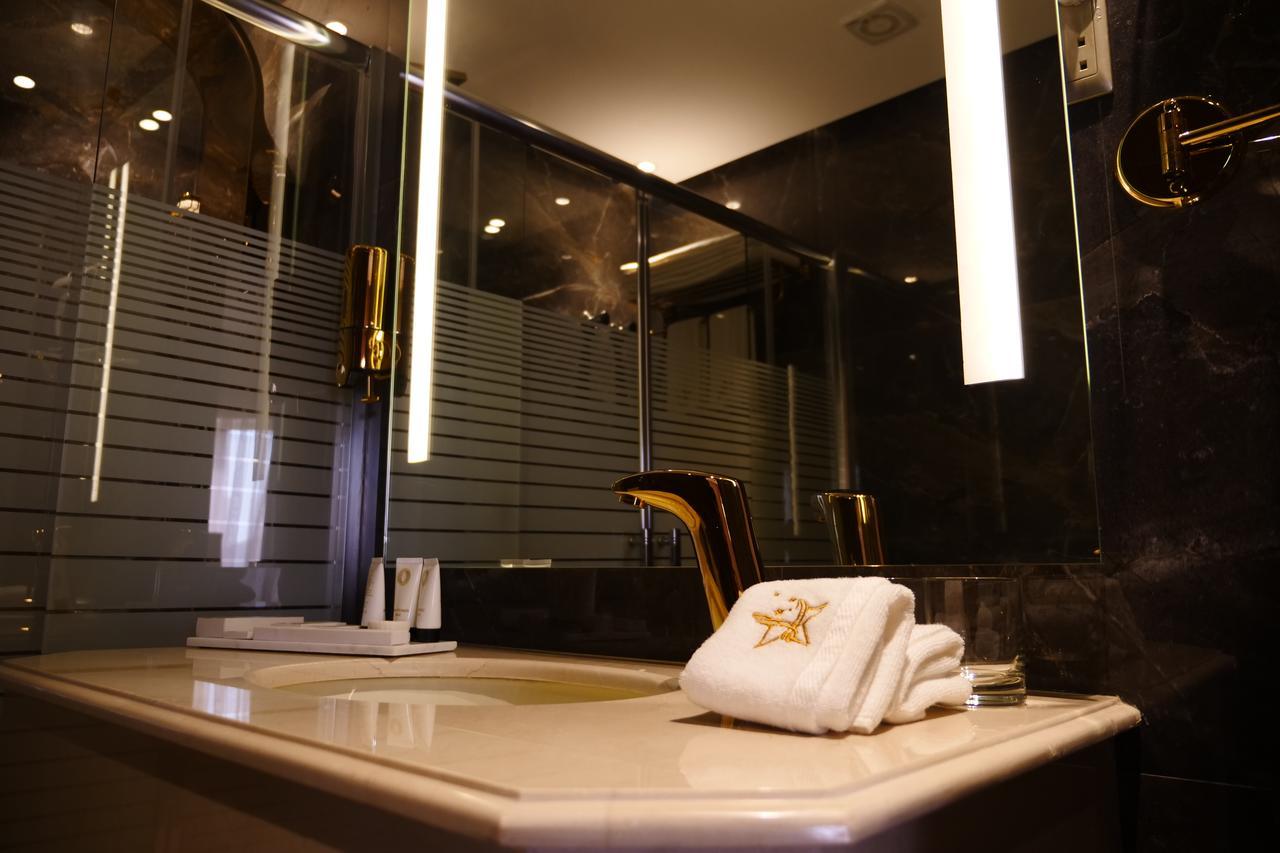 Lumiere Des Etoile Hotel Кувейт Екстериор снимка