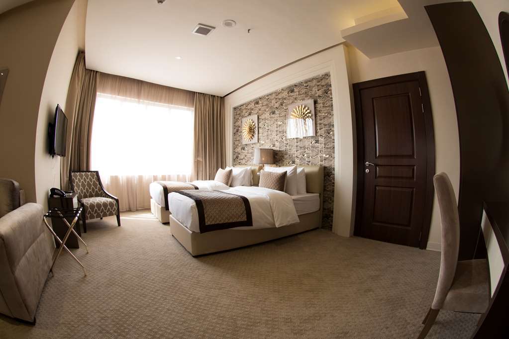 Lumiere Des Etoile Hotel Кувейт Стая снимка